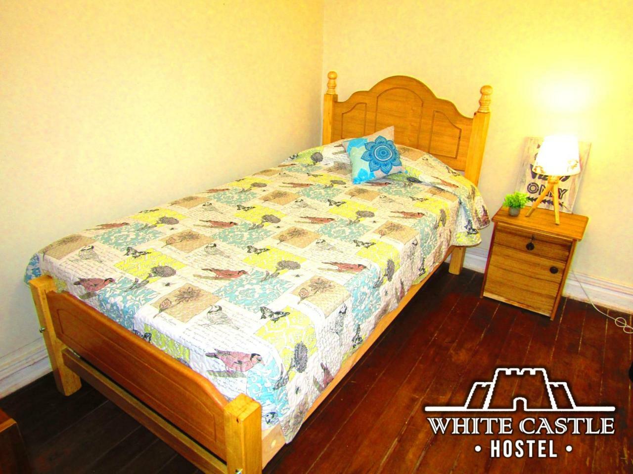 White Castle Hostel Valparaiso Exterior photo